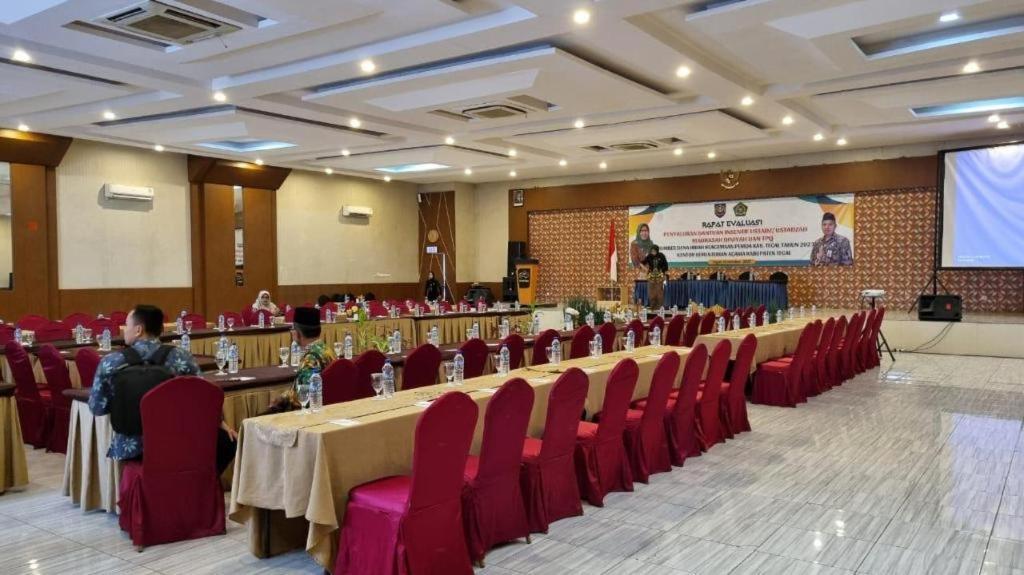 Grand Dian Hotel Slawi Тегал Екстериор снимка