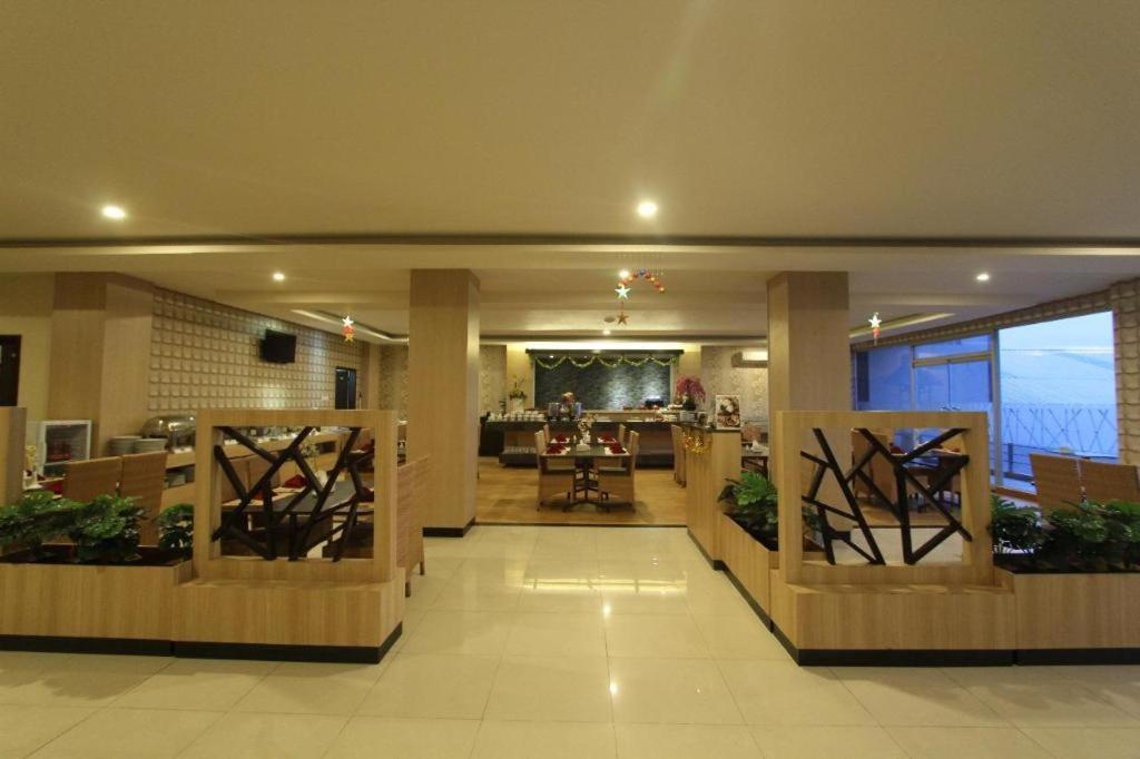Grand Dian Hotel Slawi Тегал Екстериор снимка