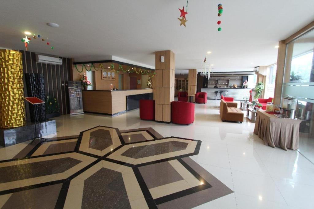 Grand Dian Hotel Slawi Тегал Екстериор снимка