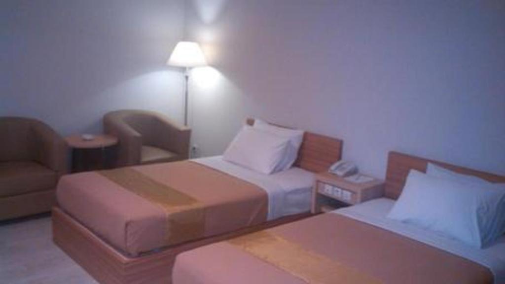 Grand Dian Hotel Slawi Тегал Екстериор снимка