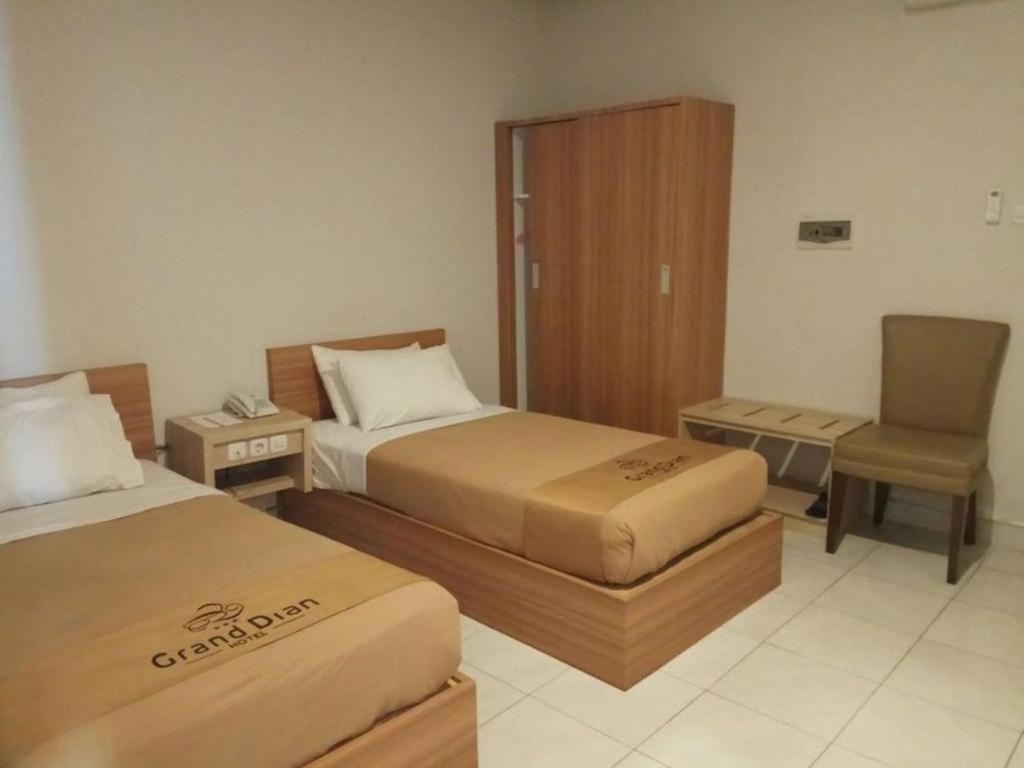 Grand Dian Hotel Slawi Тегал Екстериор снимка