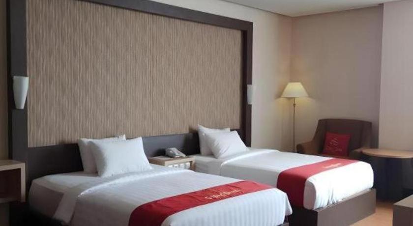 Grand Dian Hotel Slawi Тегал Екстериор снимка