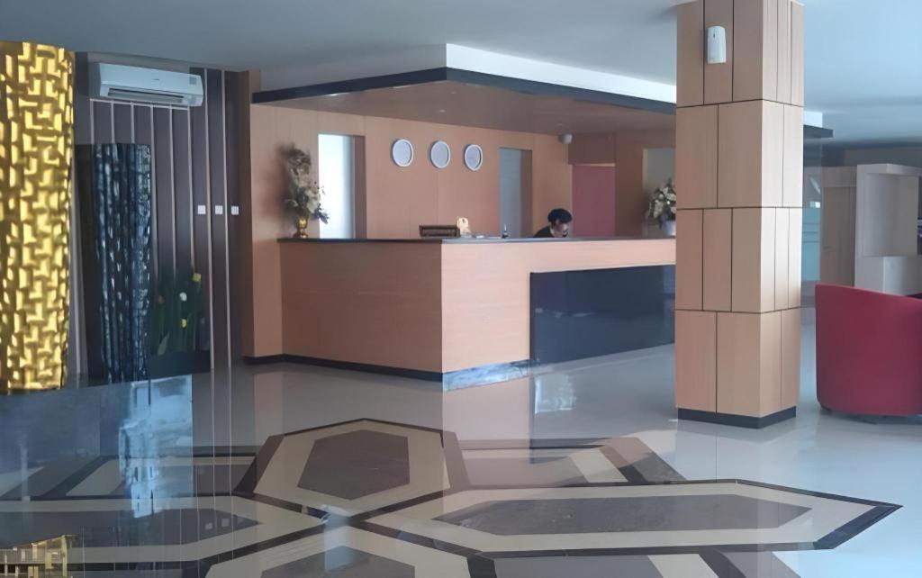 Grand Dian Hotel Slawi Тегал Екстериор снимка